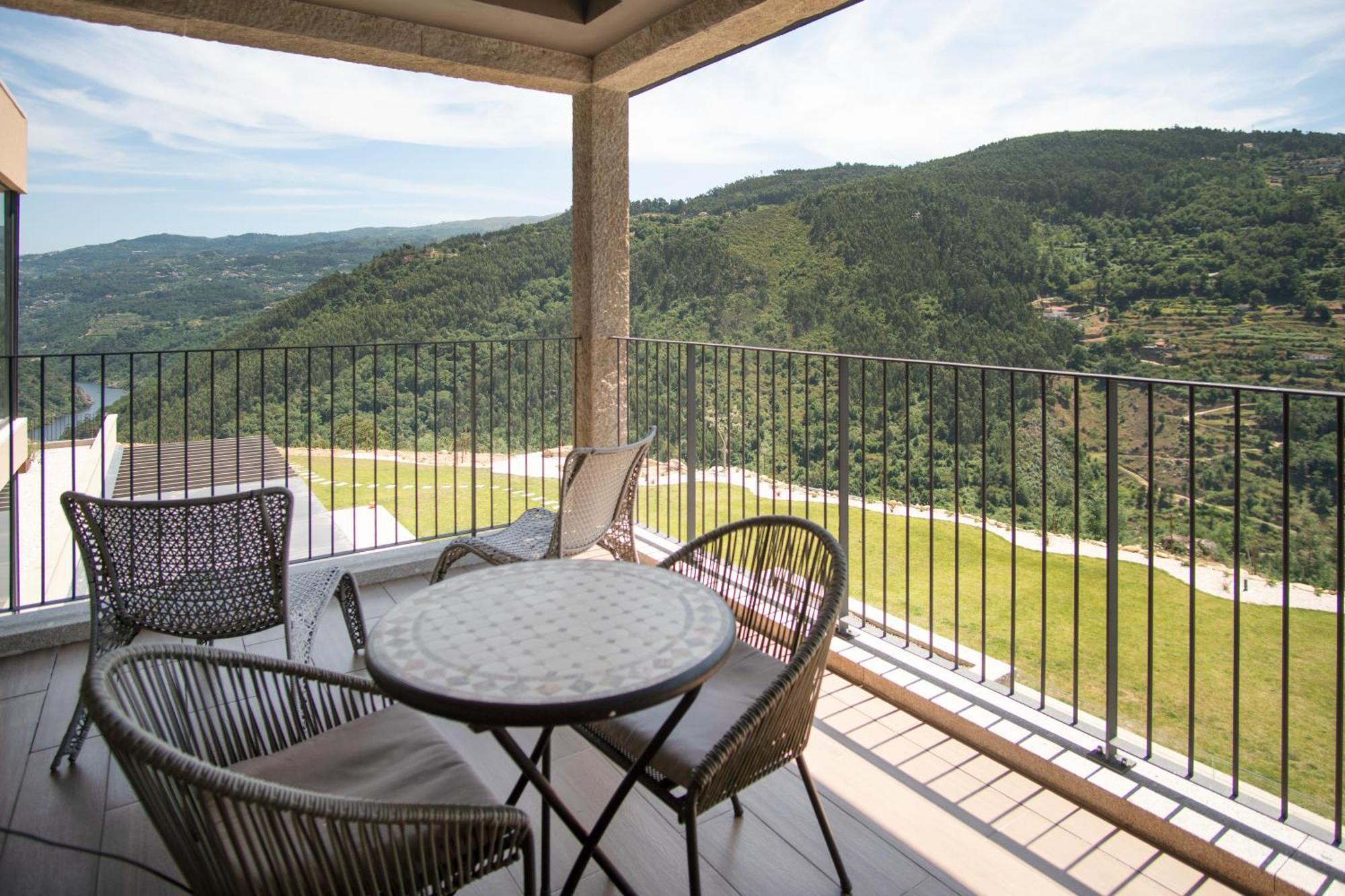 Quinta De Cabanas Douro Country House Penha Longa Екстер'єр фото